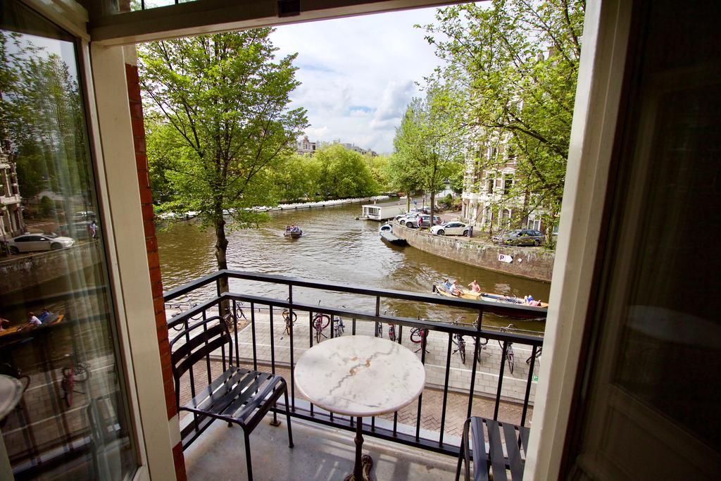 Tulipa Bed & Breakfast Amsterdam Exterior foto
